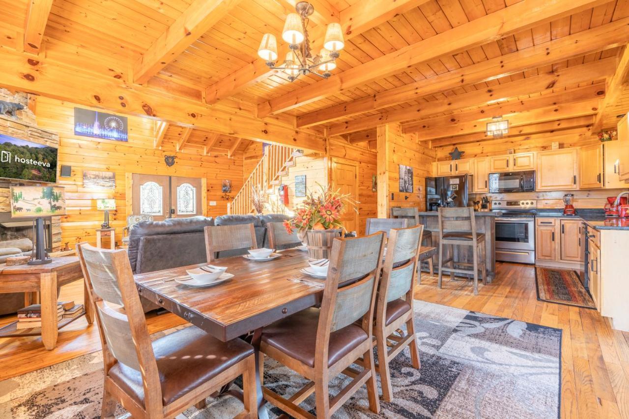 Comfort Cabin Bearway To Heaven W Private Hot Tub Pigeon Forge Extérieur photo