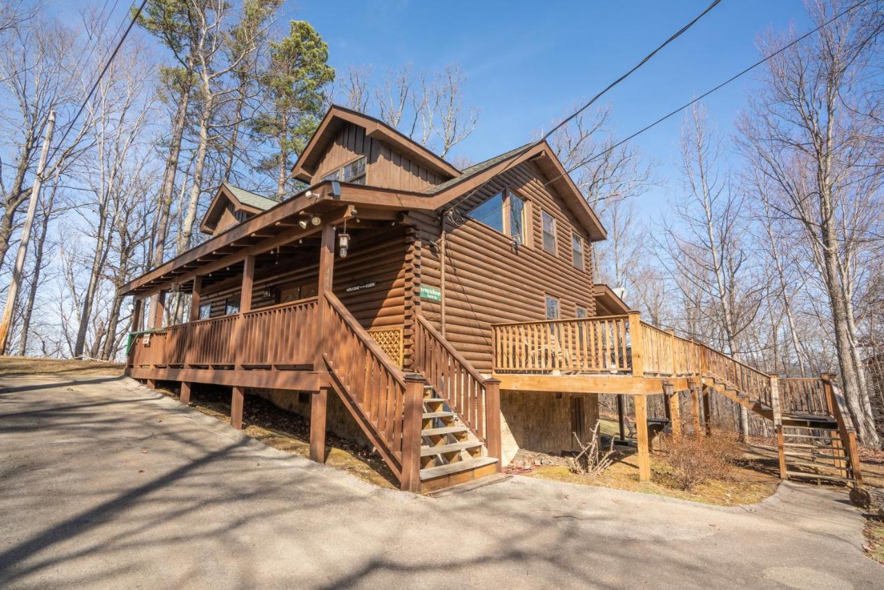 Comfort Cabin Bearway To Heaven W Private Hot Tub Pigeon Forge Extérieur photo